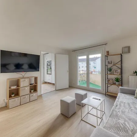Cosy & Moderne, Proche De & Paris * Torcy (Seine-et-Marne)
